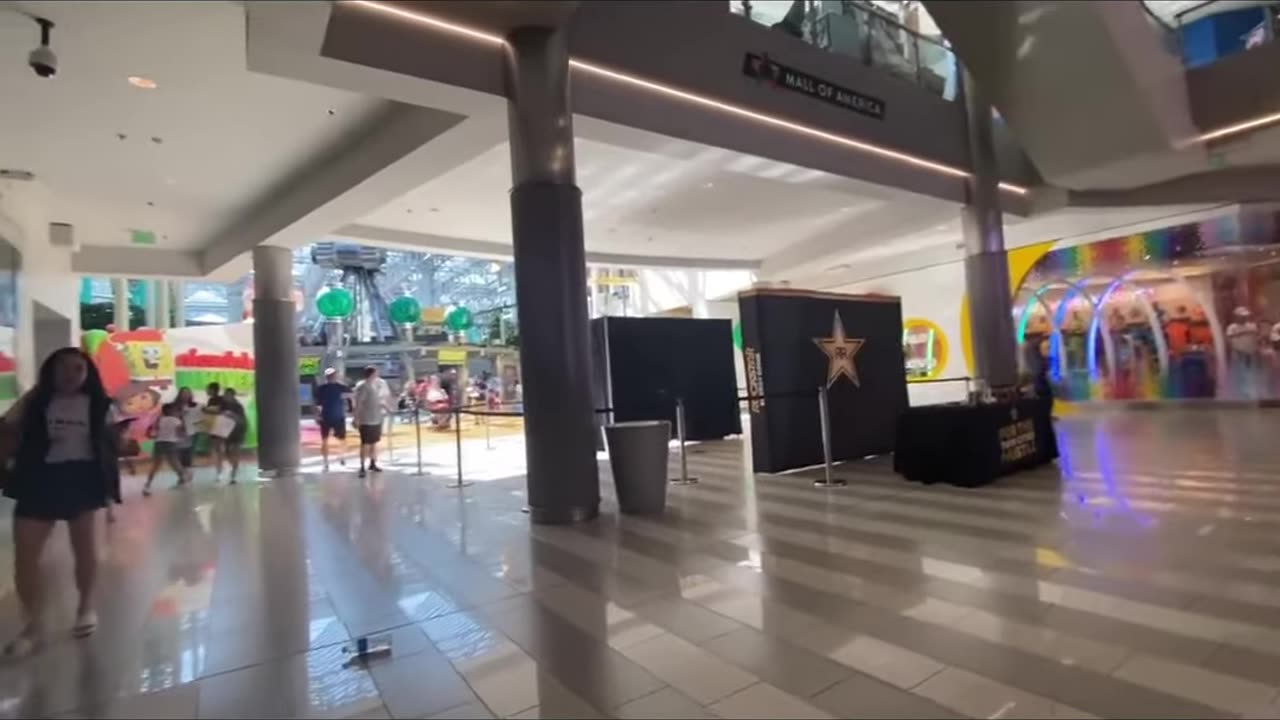 Shooting at Mall of America Bloomington Minnesota Shoppers Scatter in Panic