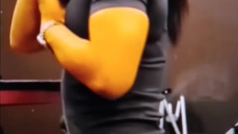 Incredible lower body showcase