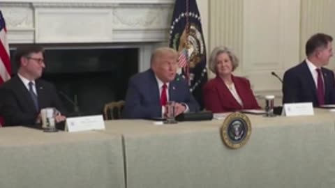 Trump sugiera a Greta Thunberg tomar clases de manejo de ira