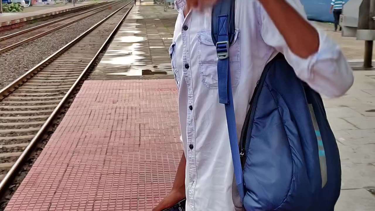 Indian railway 🚃😂 #railway #indiarailway #comedy #trending #viralshort #shorts