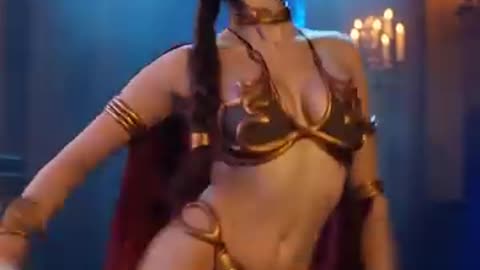 Slave Leia Dances