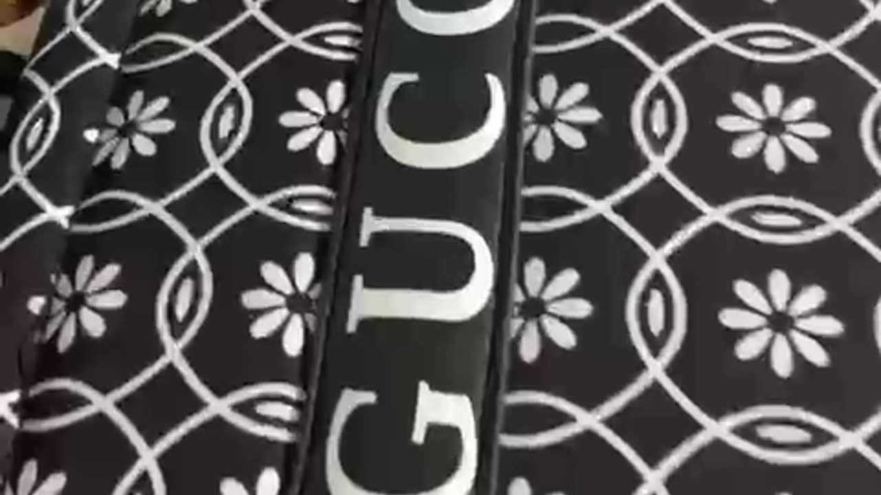 GUCCI Shoulder Bag