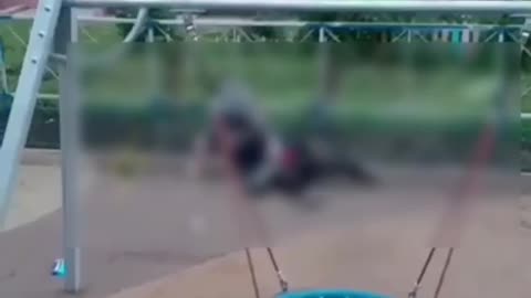 Ex-Russian Soldier Beats Elderly Ukrainian Refugee in Playground Full of Kids