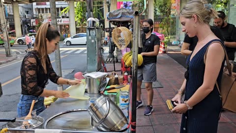 Sexy Hardworking Lady Making Amazing Food 🥰🇹🇭