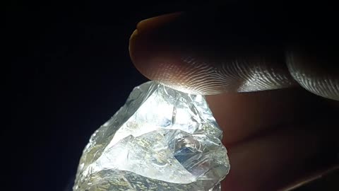 Nature Crystals Sri Lanka | Raw Beauty from the Earth You Must See!