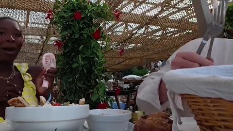 😂🔥 You Won't Believe a Seagull Steals a $115 Steak! | FunFM
			