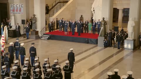 🇺🇸 PRESIDENT TRUMP & FIRST LADY ATTEND PASS IN REVIEW CEREMONY | Honoring America’s Military! 🎖️🏛️