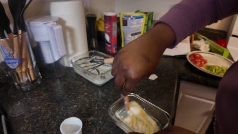 COOK WITH ME FOR THE FIRST TIME A HELLO FRESH MEAL