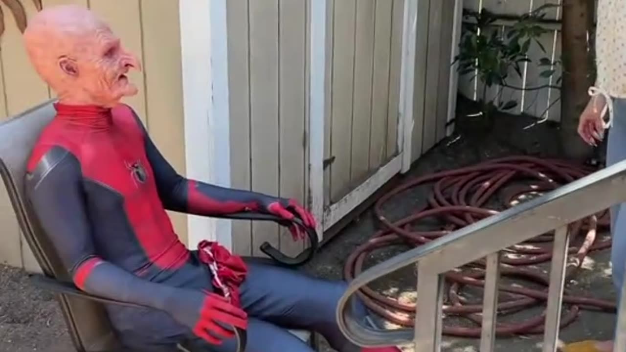 DO NOT HIRE THIS MAN