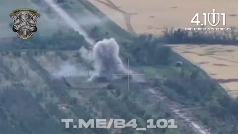 More Incredible Footage of Destroyed Russian Column and Moreŕ