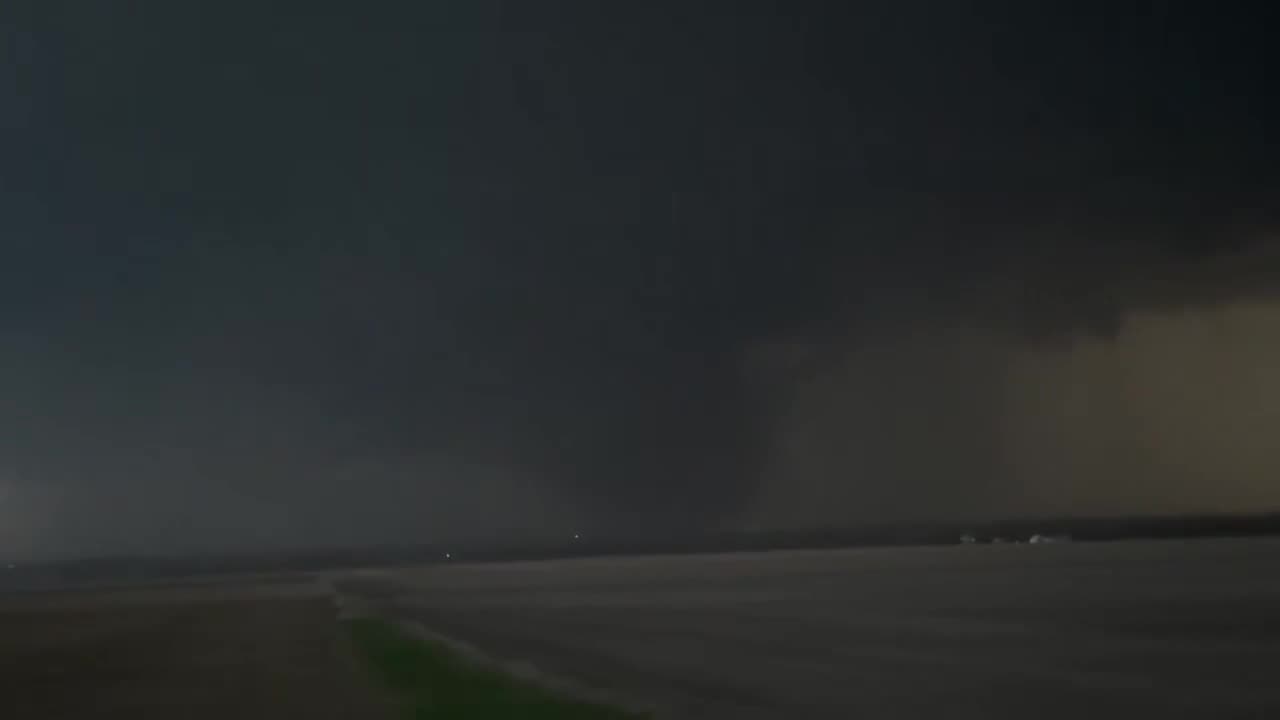 Large tornado approaching Randolph Iowa