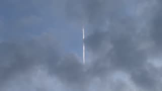 November 15, 2025 - Streaks in the Friendly Skies