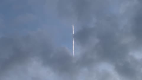 November 15, 2025 - Streaks in the Friendly Skies