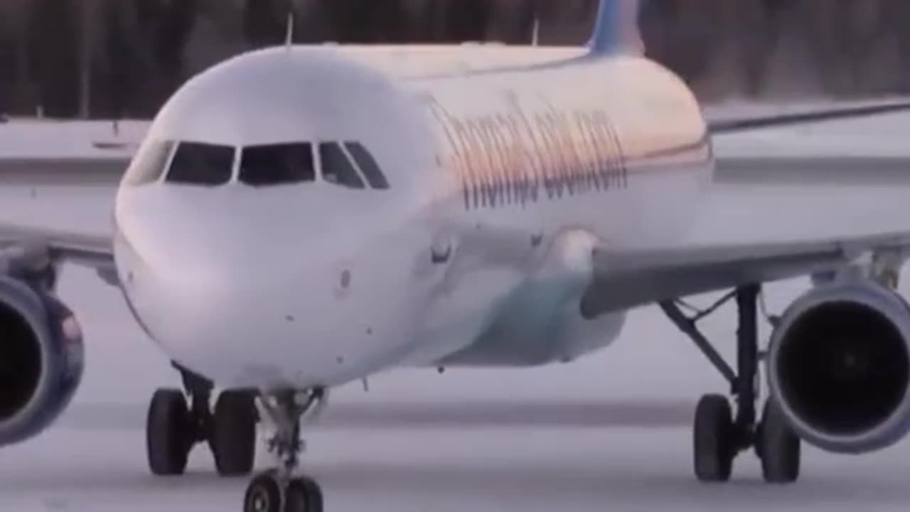 Funny Thomas Cook #A321 Sliding on Ice #Aviation #Fly #AeroArduino