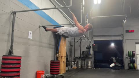 Front Lever Air Walk – Make Static Strength Dynamic