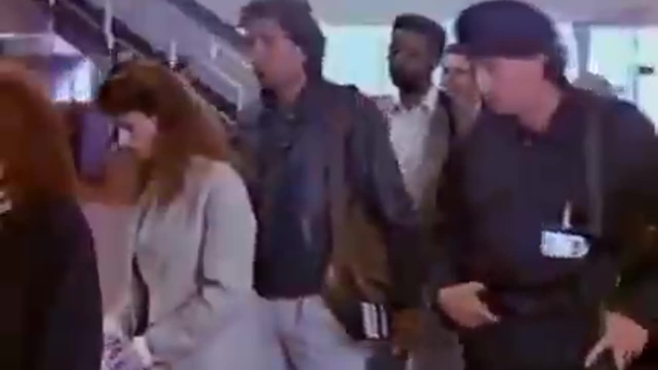 The evil is borned dark and the USA want to show it white !!