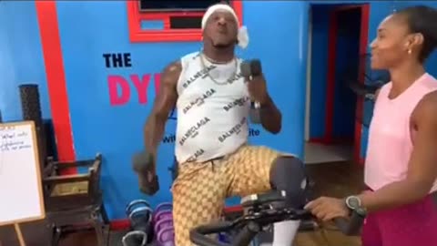 That time Elephant Man Wore Fake Balenciaga aka Balneclaga 😂