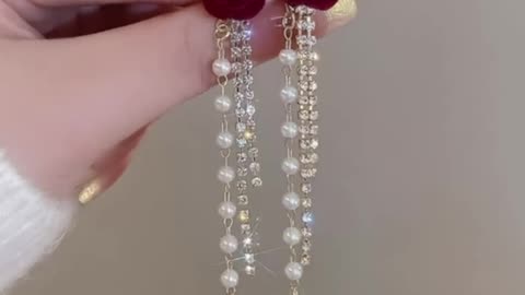 gorgeous Floral Dangle Earrings!