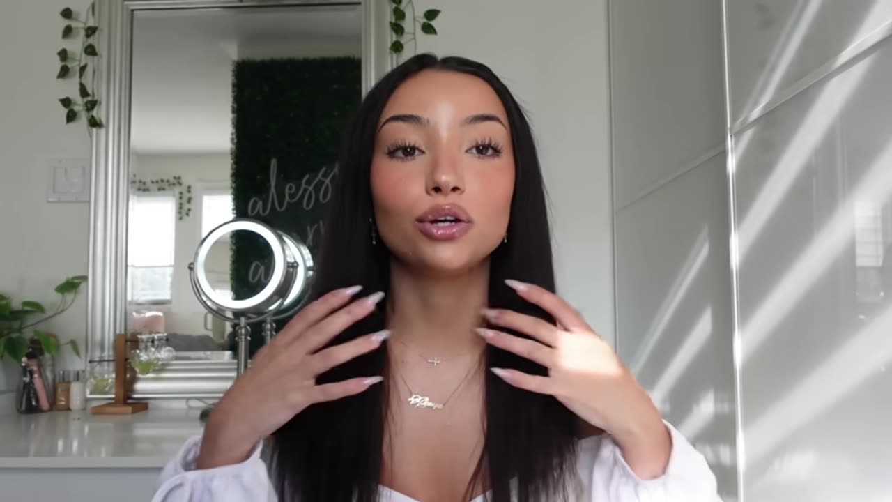 MY FEMININE HYGIENE ROUTINE | tips to smell good all day | full body | the things nobody tells you