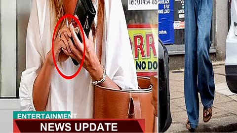 Cat Deeley Removes Her Wedding Ring and Makes a Po