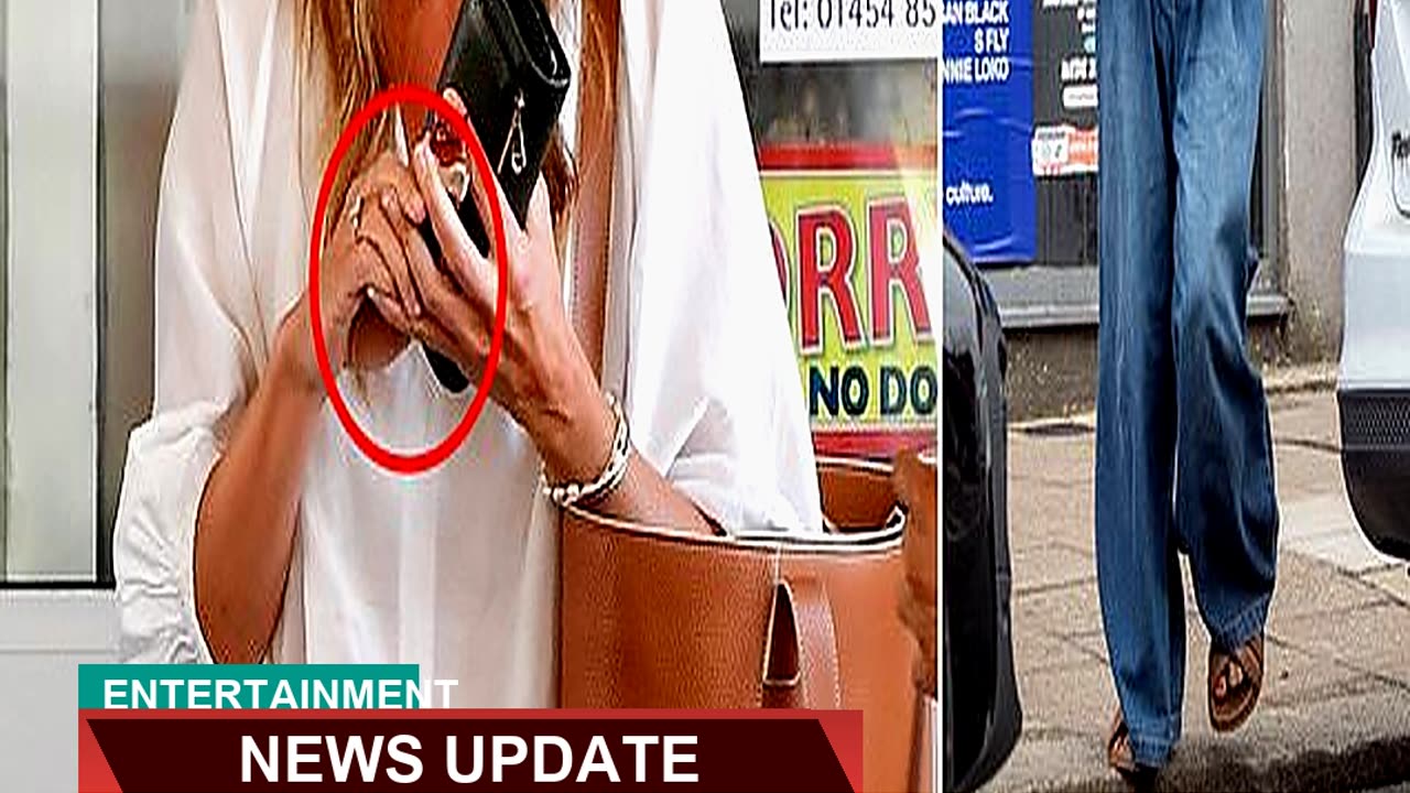 Cat Deeley Removes Her Wedding Ring and Makes a Po