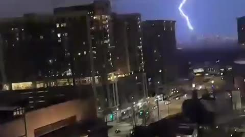 Semper Invictus ™ - 🚨#BREAKING： A hyped #storm swept through multiple regions but fizzled #ATLANTA #GEORGIA #LIGHTNING #ATL