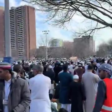 This is Canada. This is what an Islamic invasion looks like.