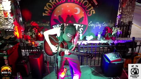 LIVE Music Everyday!