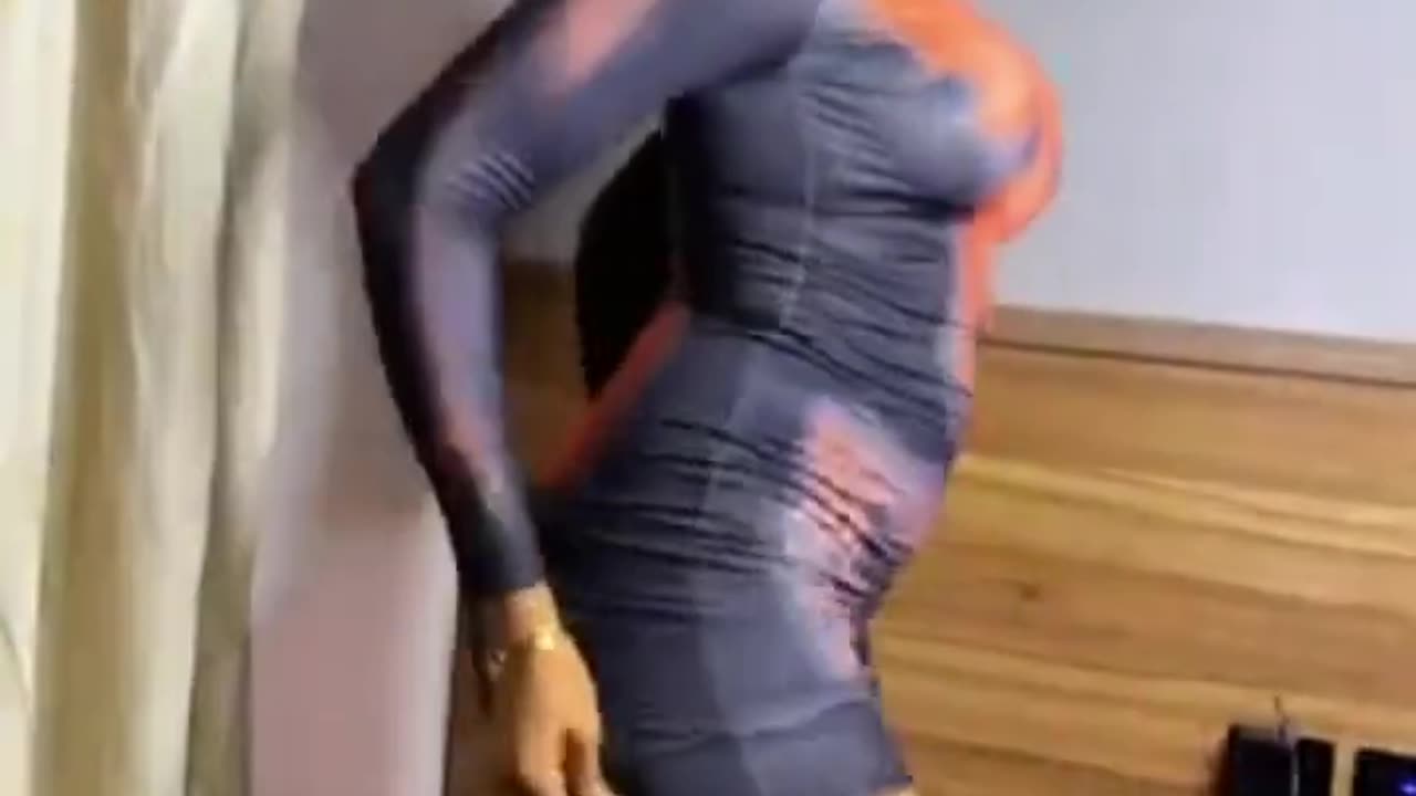 WoW Girls Twerking like World Ends