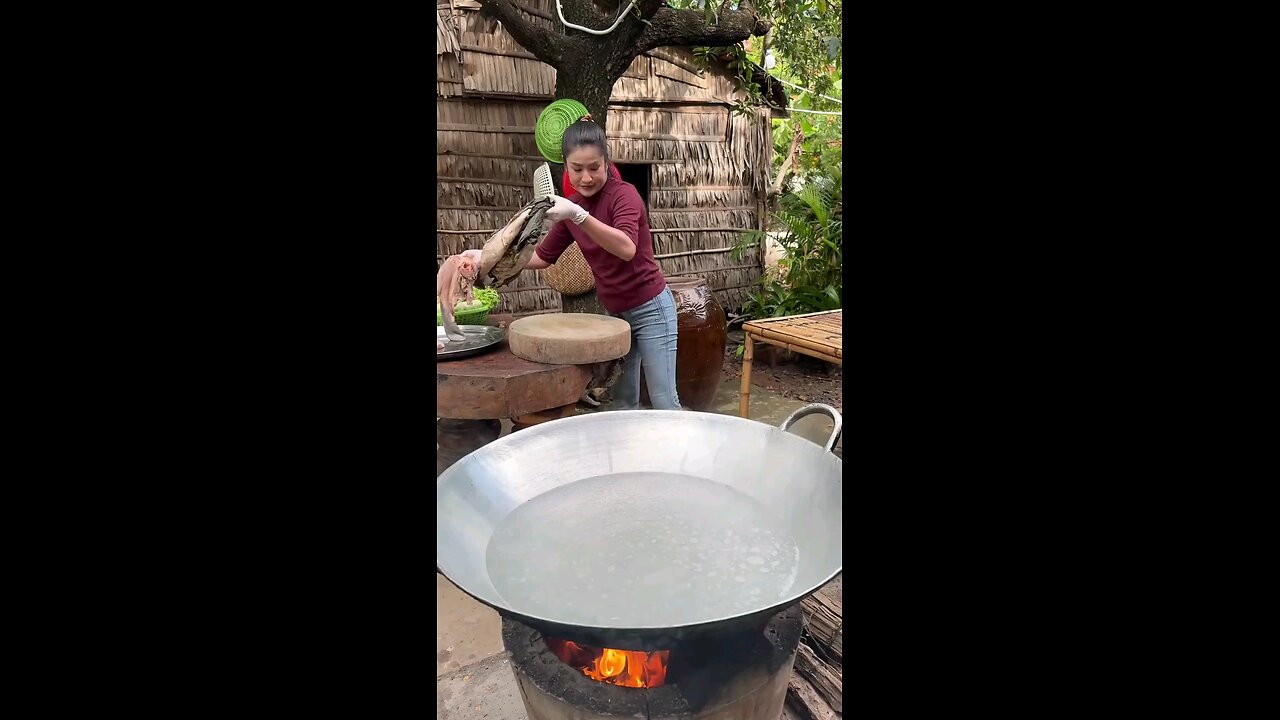 Yummy beef tripe and beef tongue cooking with Sreypov