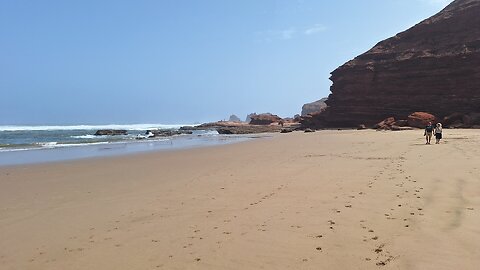 "Beach Vibes in Morocco – Sun, Sea & Serenity"