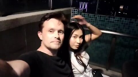 When you date a Thai girl