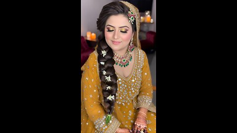 🎬💨 Quick Hair Flick — Bridal Drama in 5 Seconds!