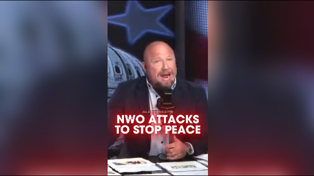 Alex Jones: Globalists Could Stage False Flags To Stop Trump's Peace Plan - 8/15/25