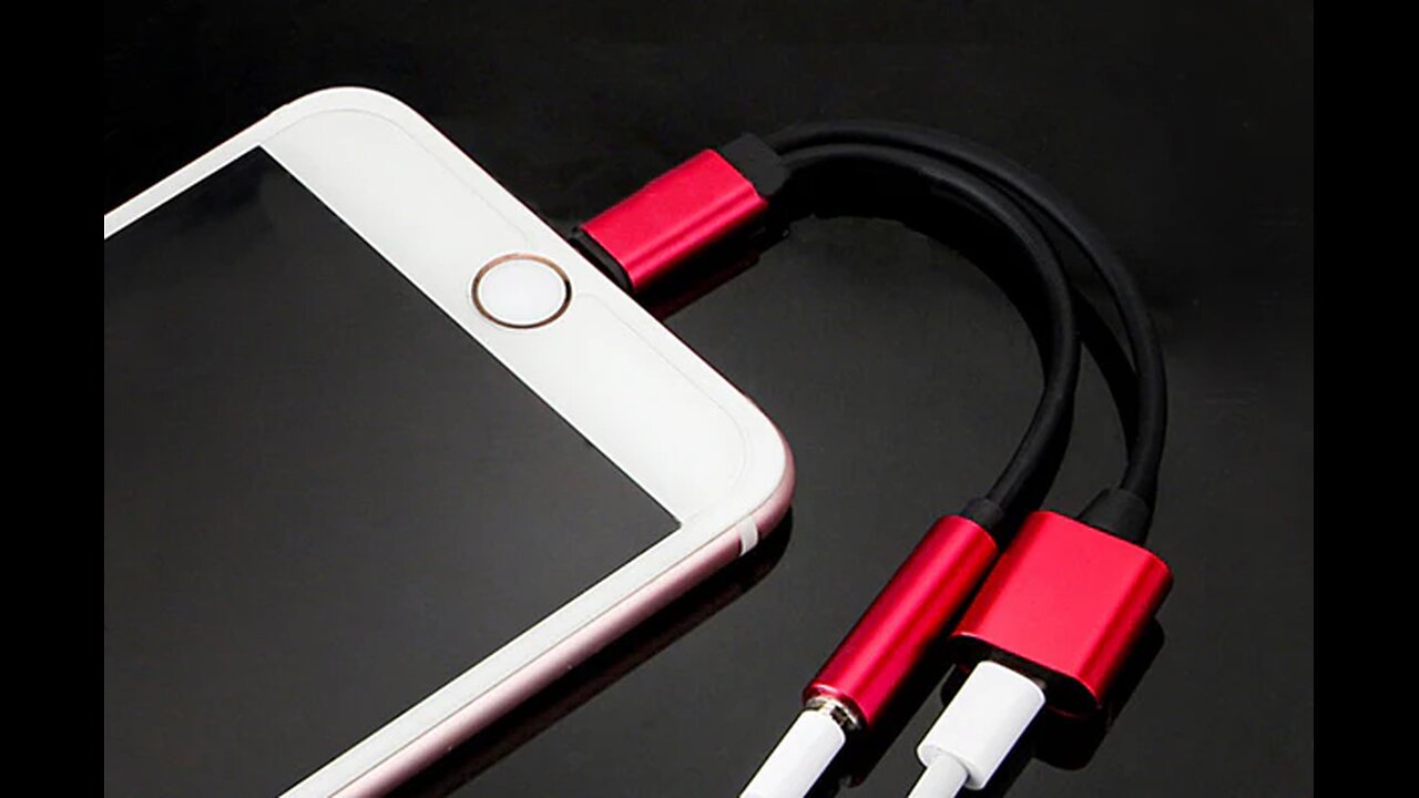 2-in-1 Apple Lightning to Headphone Adapter - Get Music and Power at the Same Time