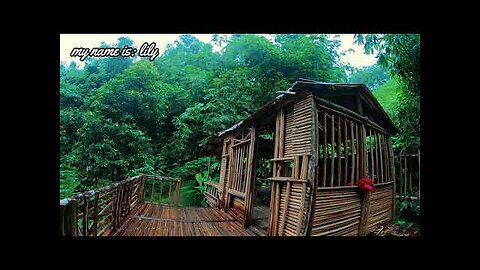 SOLO LIVING OFF GRID: overnight cooking and going in the rain-skill bushcraft