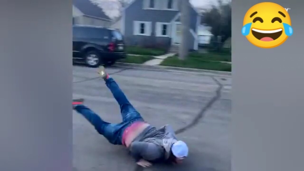 You Must laugh Funny video of the year