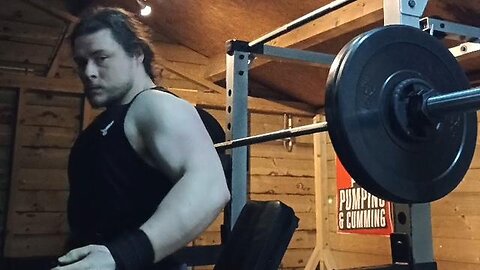 3x10 52.5 Kg Paused Behind the neck press. Last Set.