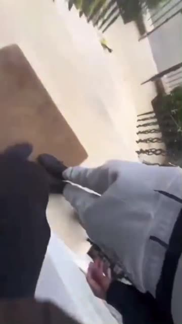 Blacks invade English homes