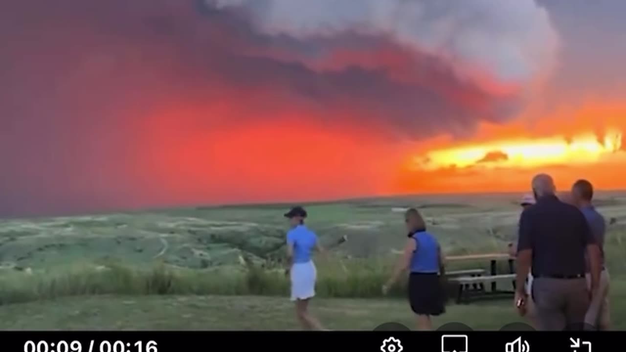 🚨WTH!? MASSIVE SUPERCELL ERUPTS OVER SOUTH DAKOTA