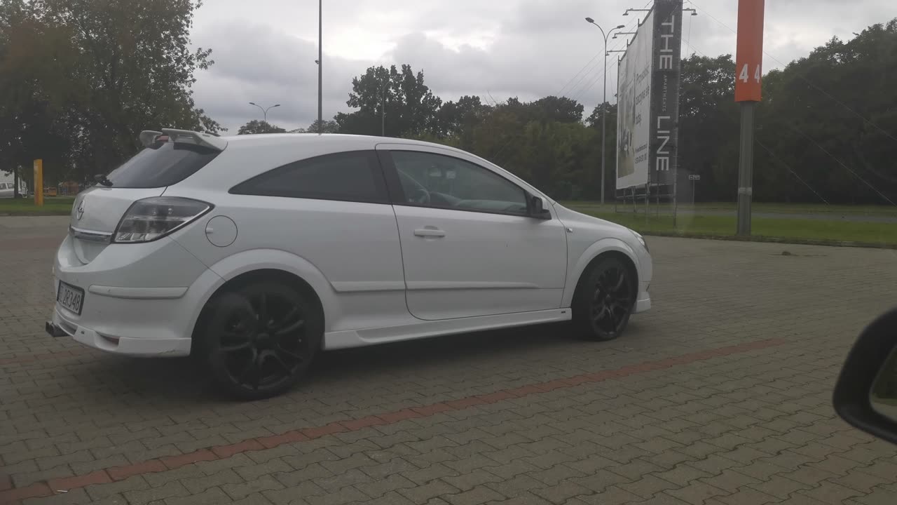 Astra H - Biala DAMA