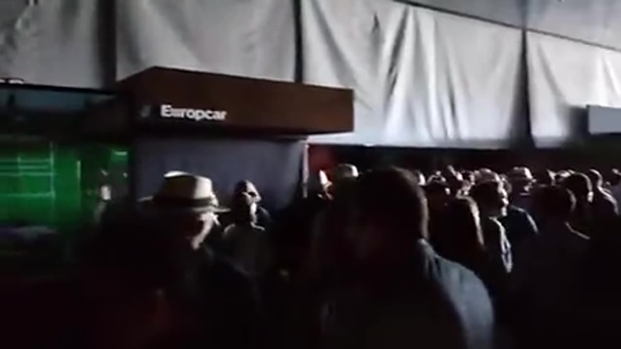 Spain and Portugal are experiencing a 9-hour blackout. 35,000 people are stuck on commuter trains