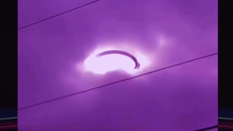 A UFO IN DETROIT THE WILDEST UFO SEEN IN A LONG TIME!