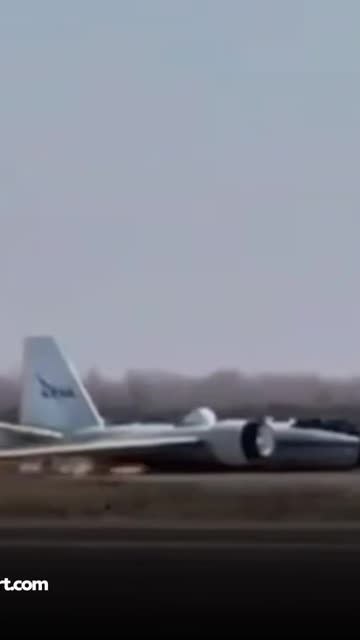 Un avión de la NASA aterriza de panza en EE.UU. tras un fallo