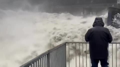 'THIS IS WILD!': Flooding continued to slam the Pacific Northwest Washington