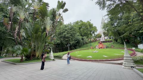 Wat Phnom Daun Penh in Phnom Penh, Cambodia (part 2)