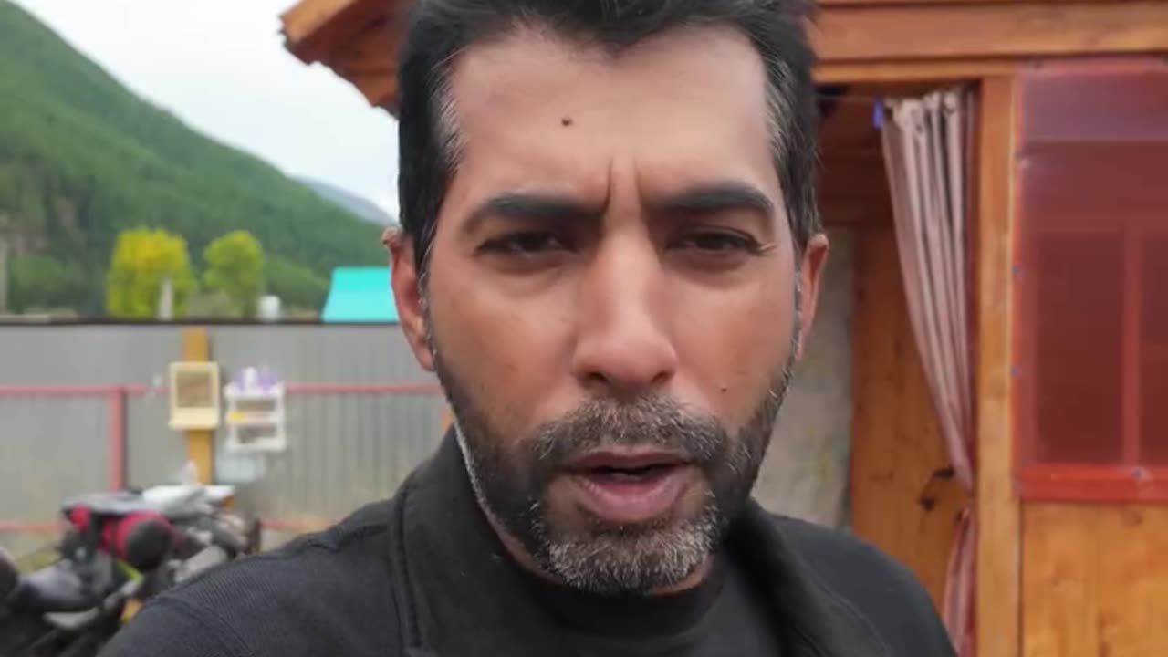 "Border Blues to Nomadic Bliss: Leaving Russia