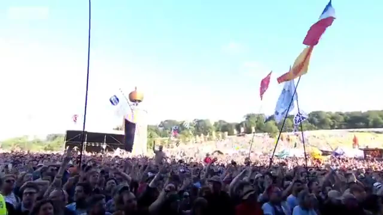 Seven Nation Army (Glastonbury 2022) - Jack White