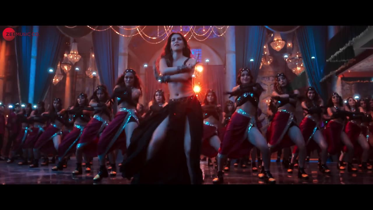 Bansuri_-_Hum_Do_Hamare_Do___Rajkummar,_Kriti_Sanon__Sachin-Jigar__Asees_K,I