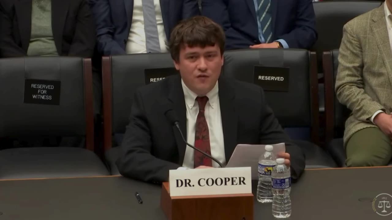 Elite universities operate like a cartel, education expert says